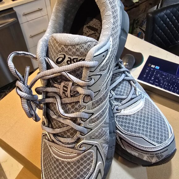 Asics Gel-Kayano 20 Gravel Pure Silver 1203A388-020 Running Shoes Mens Size 12 - Picture 3 of 9